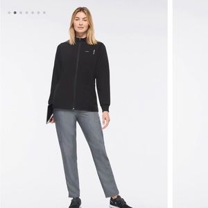 Jaanuu women’s size XL black scrub jacket with zipper